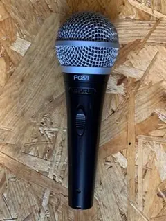 SHURE PG58