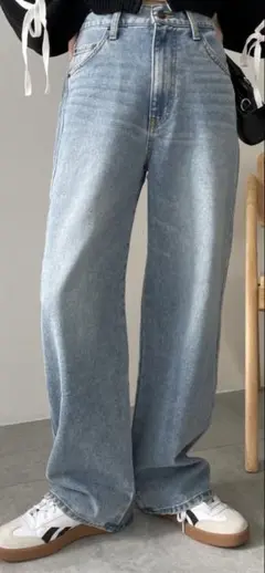 ✨️新品✨️WEGO 25年春夏新作 ストレートデニムパンツ レディース　Mサイズ