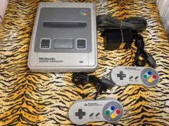 【即購入OK】スーパーファミコン本体＋純正コントローラー2個＋ACアダプター一式