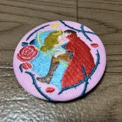 刺繍キャラクターピンバッジ