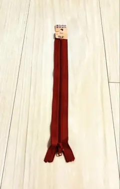 YKKファスナー　手芸用　赤