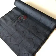 【新品・正絹】定価19万円 大島紬反物 藍色 亀甲赤花柄