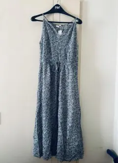 新品タグ付GAPギャップ花柄ノースリーブロングワンピースS、
