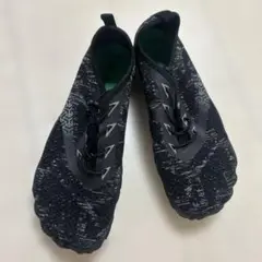 フィットネス用スポーツ靴　40サイズ 黒
