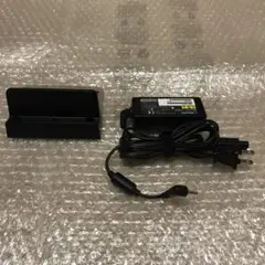 NTTドコモ　Arrows Tab F-05E FUJITSU用　　充電スタンド
