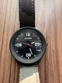 NIXON アナログ時計 ブラック カモフラージュ