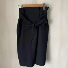 INDEX Mサイズリボン付き黒ひざ丈スカート