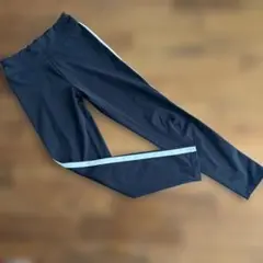 ☆UNIQLO ラインパンツ　150cm☆