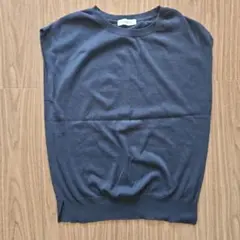 La TOTALITE ノースリーブニット　ネイビー