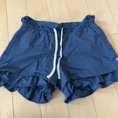 PUMA ネイビー ショートパンツ　レディース