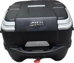 Item thumbnail for item 63851517-c4c9-4833-af5a-8b12cdcdd509