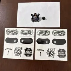 森下選手のピンズと、フェイスシール2枚　のセット