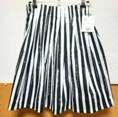 【新品】Andemiu ストライプ柄ひざ丈スカート