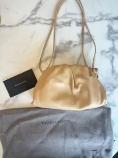 新品同様 BOTTEGA VENETA The Pouch ミニ ザ・ポーチ