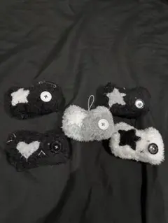 ハート目の黒猫さんぬいぐるみ