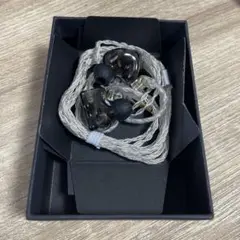 Item thumbnail for item e53ea3fb-3145-4fca-90e5-72274c990a06