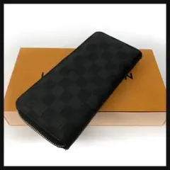Item thumbnail for item 915a7468-674d-46ea-aca2-ee11881cf2c2