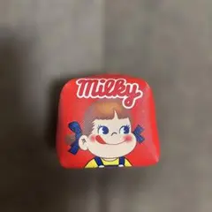 ぺこちゃんミルキーのポーチ