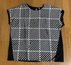 447 ユニクロ黒カットソーusedサイズS