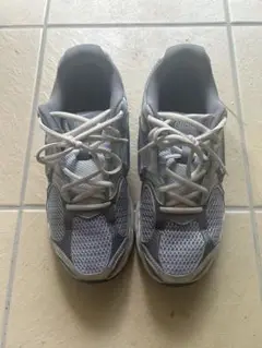 NIKE V5 RNR 25.5