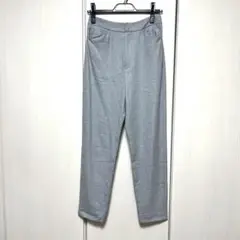 ドロワットロートレアモン グレーのパンツ