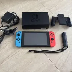 Nintendo Switch 本体セット（赤/青 Joy-Con付き）