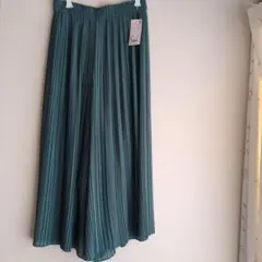 UNIQLO未使用定価3289円シフォンプリーツスカートパンツ
