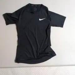 Nike Dri-FIT ブラック Tシャツ Mサイズ