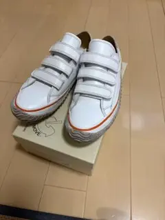 Item thumbnail for item 1b8e6816-7e17-4d59-af7d-32246151aed3