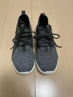 Reebok スニーカー シューズ