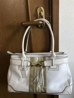 COACH 白いハンドバッグ 保存袋付き