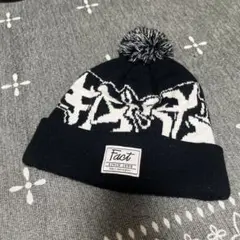 Fact ポンポン付きニット帽　PTPニット帽