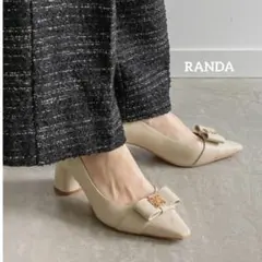 【新品未使用】 ランダ RANDA モノグラムゴールドパーツパンプス アイボリー