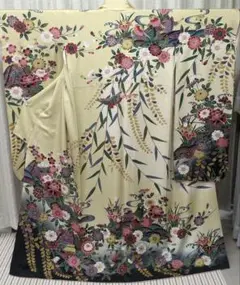 （489）正絹振袖 黄身よりのクリーム色 花柄 鳥柄