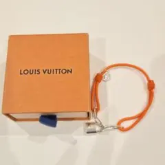 BTS テヒョン着用♡希少品♡ LV ブレスレット Q95590 ユニセフ 黒 BTS テヒョン着用♡希少品♡ LV ブレスレット Q95590 ユニセフ