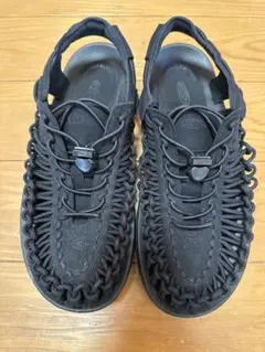 KEEN ユニーク　ブラック サンダル