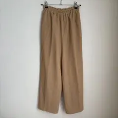 ベージュ ワイドパンツ