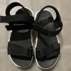 GAP KIDS ブラックサンダル　20cm
