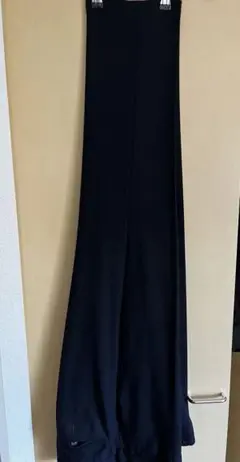 UNIQLO スラックス 黒 ウエスト82cm