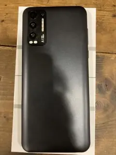 スマートフォン ブラック 3カメラ