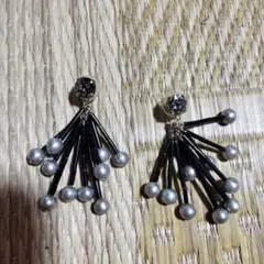 ダングルピアス ブラック シルバー