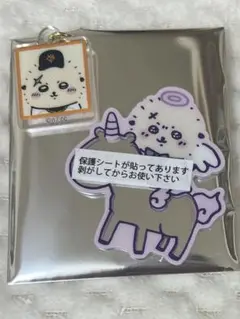 てんし♡あくま ミラーステッカー ジャイアンツ　アクリルチャーム　ラッコ