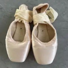 トゥシューズ　ミレラ　ウィスパーMS140 サイズ4 1/2(23.5cm)X