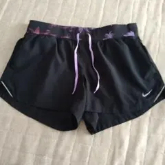 NIKE ランニングパンツ　ドライフィット　DRI-FIT 　　ショーツ