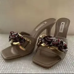 【美品】DIANA スクエアトゥ サンダル
