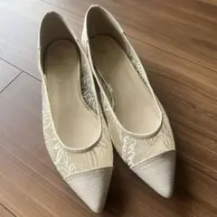 Item thumbnail for item b153cebb-ad99-42d7-a21c-f7f0e72652ae