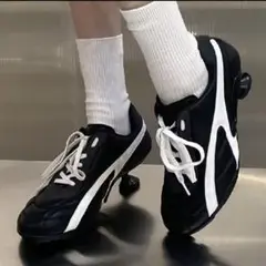 スポーティー　ヒール　スニーカー　韓国　y2k 平成レトロ　モード
