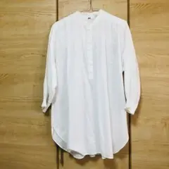 UNIQLOチュニックシャツ　ホワイトリネンスタンドカラー