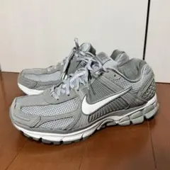Nike Zoom Vomero 5 ナイキ ボメロ HF1553-002