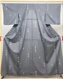 C 美品 夏物 小花模様 灰色 撫子 桜 花弁 化繊 薄物 絽 紗 小紋 着物